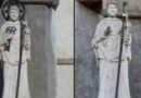 В день рождения Папы Римского молния выбила ключи от Рая из рук статуи Петра.